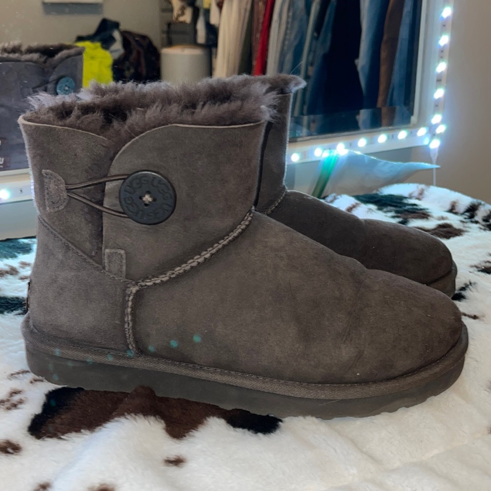 Brown Uggs